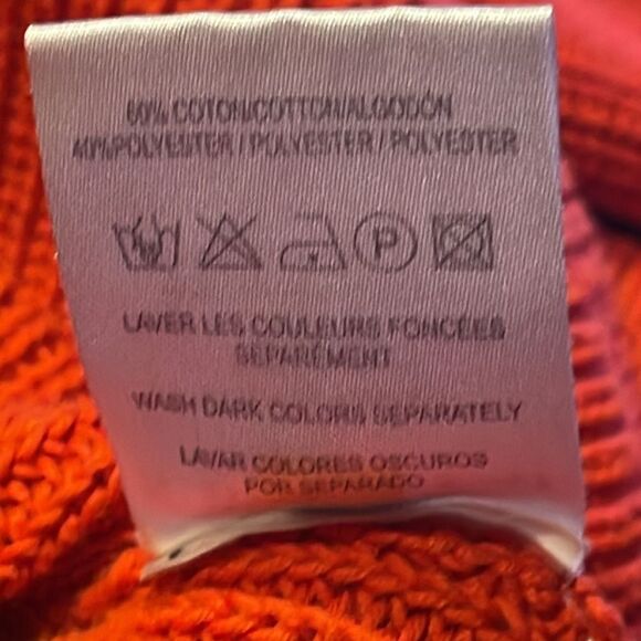 Beautiful Sandro Paris red cable knot cropped sweater. - Picture 8 of 8